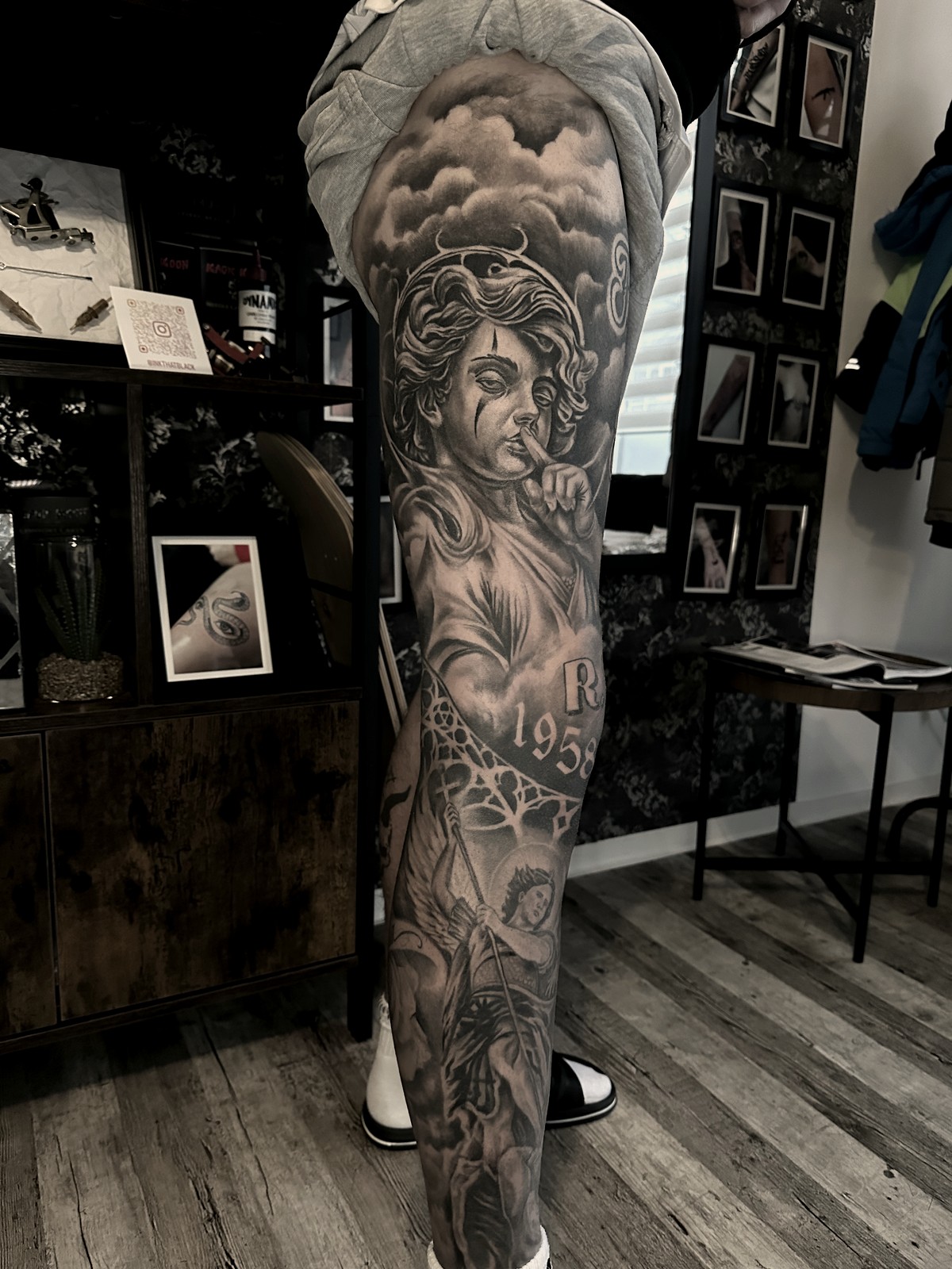 Engel 1958 — Sleeves Tattoo aus dem B Ink Atelier Schwanenstadt